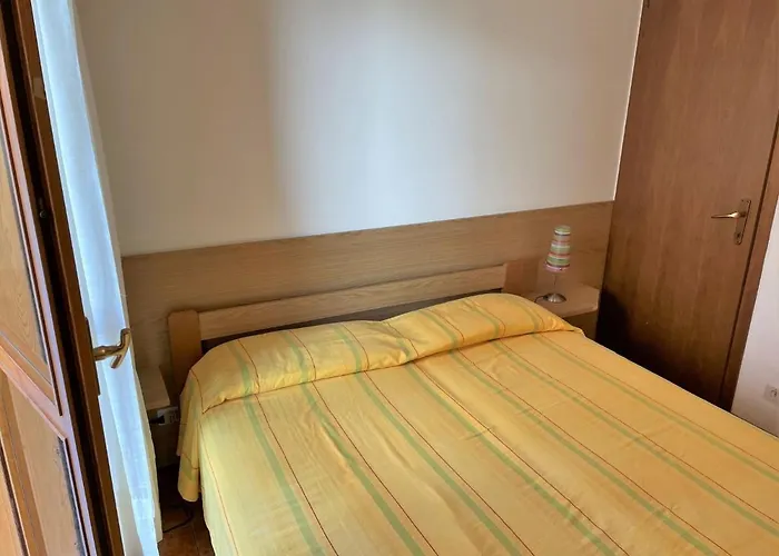 Sabrina By Interhome Lägenhet